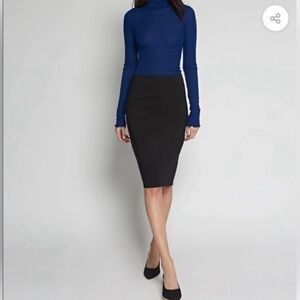 Avenue Montaigne Pullon skirt